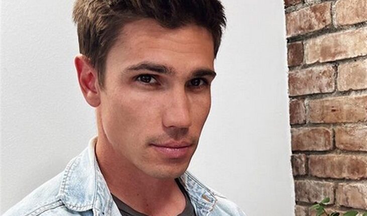 Tanner Novlan