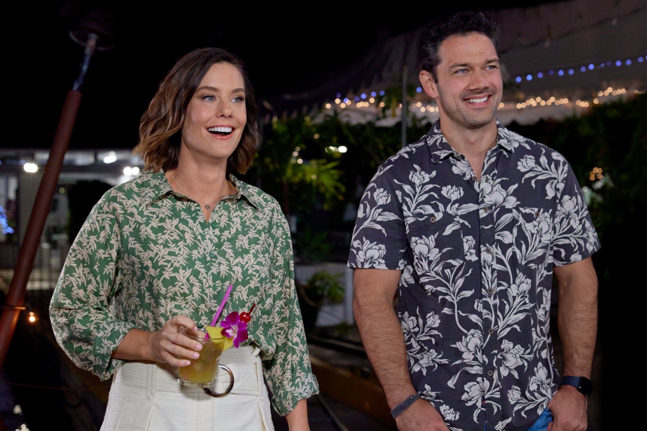 Hallmark movie Two Tickets to Paradise to premiere at RomaDrama Live!