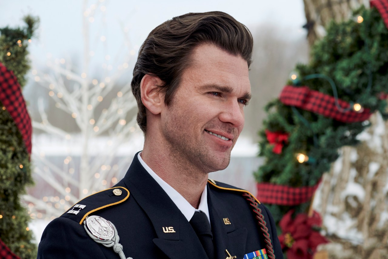 Kevin McGarry in the Hallmark movie My Grown-Up Christmas List