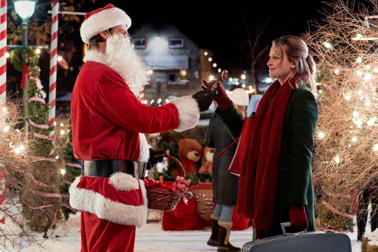 Kevin McGarry in the Hallmark movie My Grown-Up Christmas List
