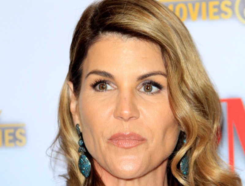 Lori Loughlin On The Red Carpet For First Time Since College Scandal