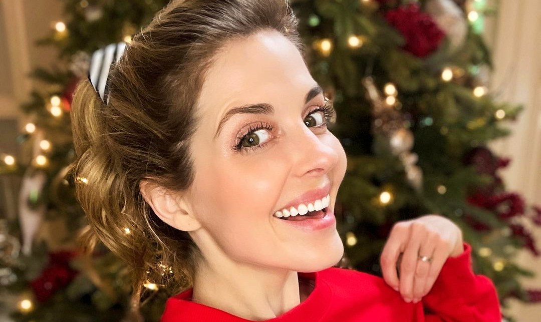 Jen Lilley to host Great American Christmas in July event