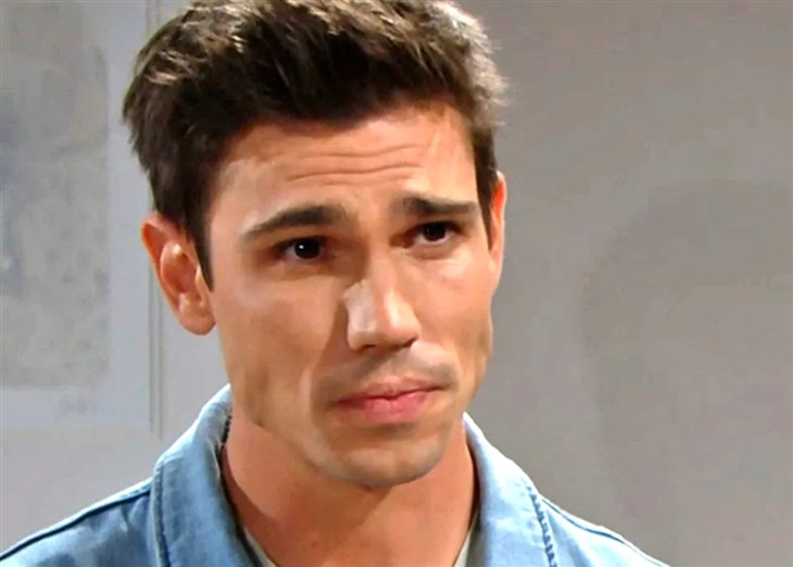 The Bold And The Beautiful: John Finn Finnegan (Tanner Novlan)