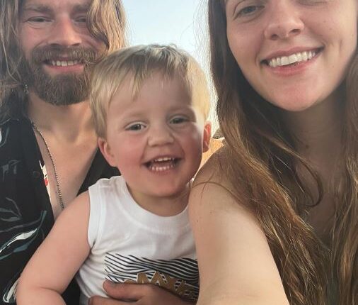 Alaskan Bush People Fans Give Raiven Pregnancy Advice