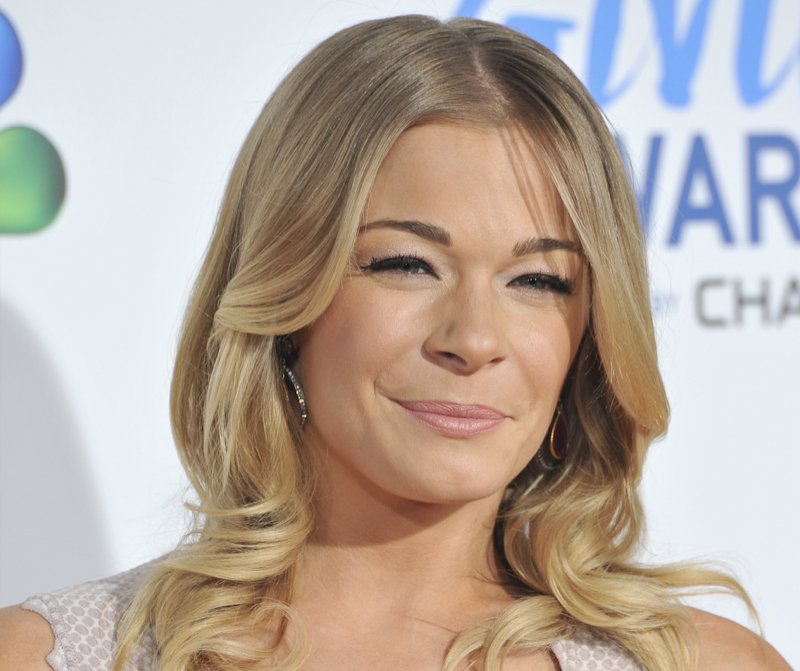 LeAnn Rimes Says “Seeking Help” Was the Best Gift She Gave Herself