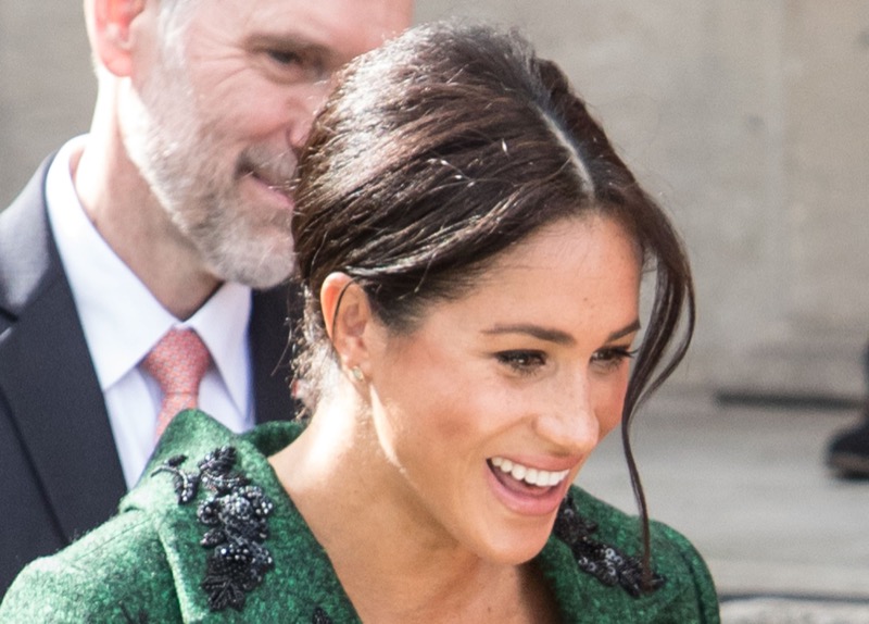 Royal Family News: New Book Reveals Meghan Markle A “Kardashian” Wannabe, Harry A Dimwit, Both Hypocritical “Ragers”