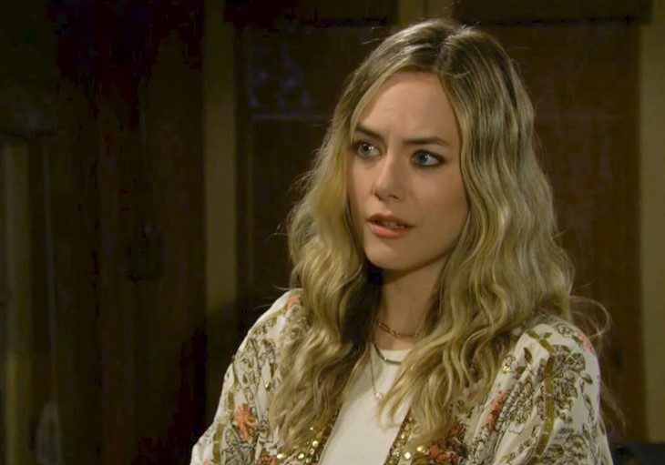 The Bold And The Beautiful: Hope Logan Spencer (Annika Noelle)