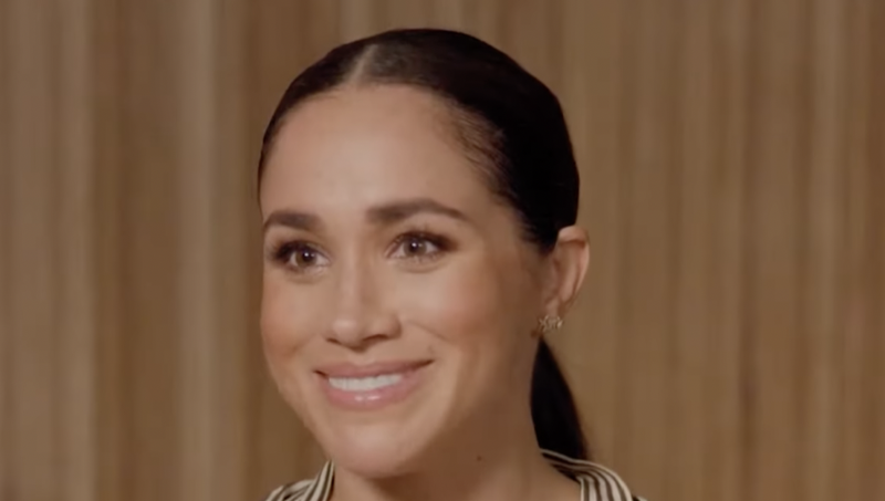 Meghan Markle Uses Podcast To Reveal Real Self, Sends Royal Officials Into Frenzy!