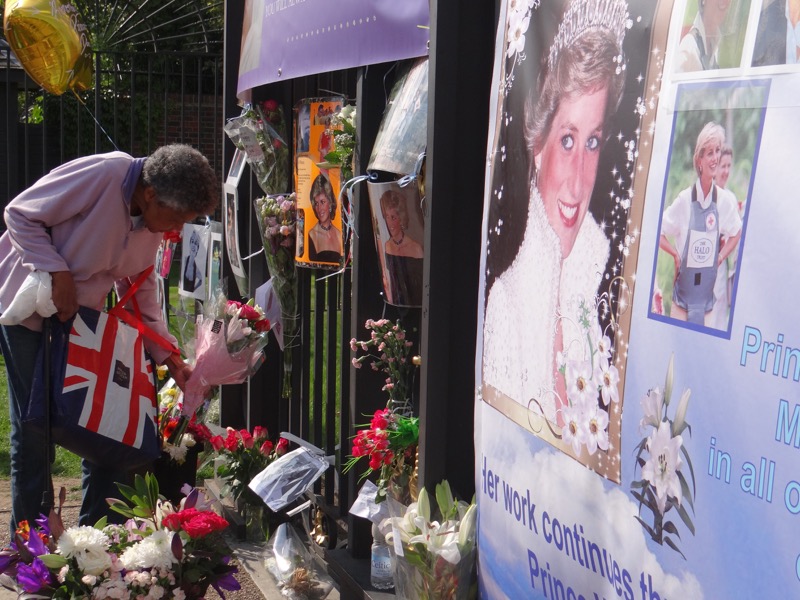 Royal Family News: Why Can't Fans Visit Princess Diana's Grave Anymore?