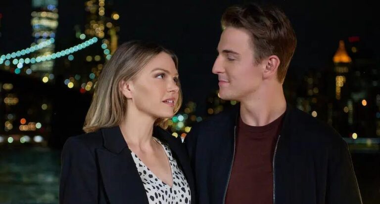 Aimeé Teegarden And Evan Roderick Enjoy Autumn In The City On Hallmark ...