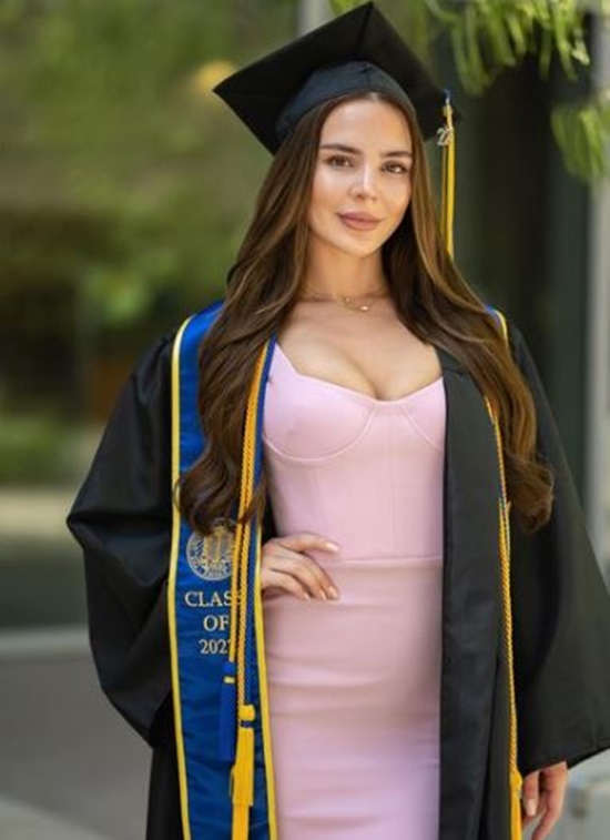 90 Day Fiance Anfisa Graduates - Gives Higher Education Tips