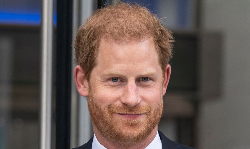 Royal Family News: Prince Harry “Obsessed” With Archie's Birth, “Geriatric” Mom Meghan Disgusted