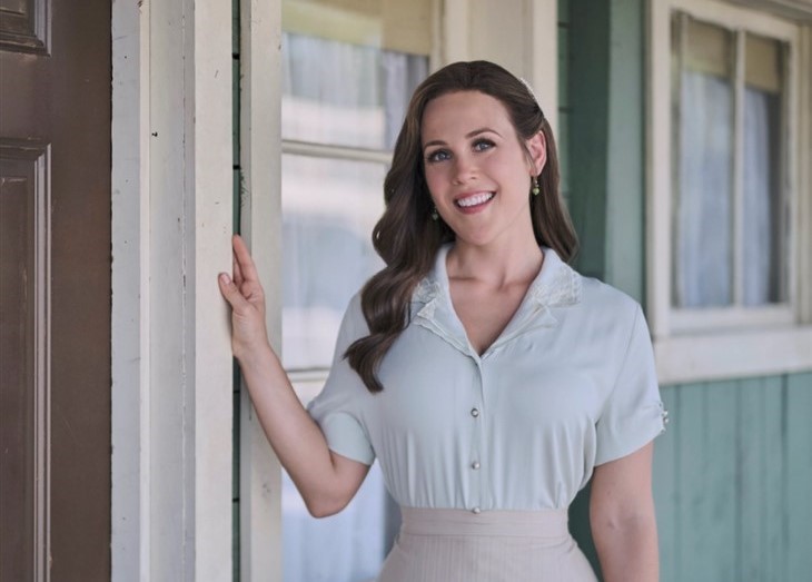 Erin Krakow 