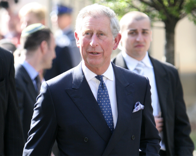 Royal Family News: Charles Stopped Prince Harry And Meghan From “Sweet-Talking” Queen As Prince Andrew Did