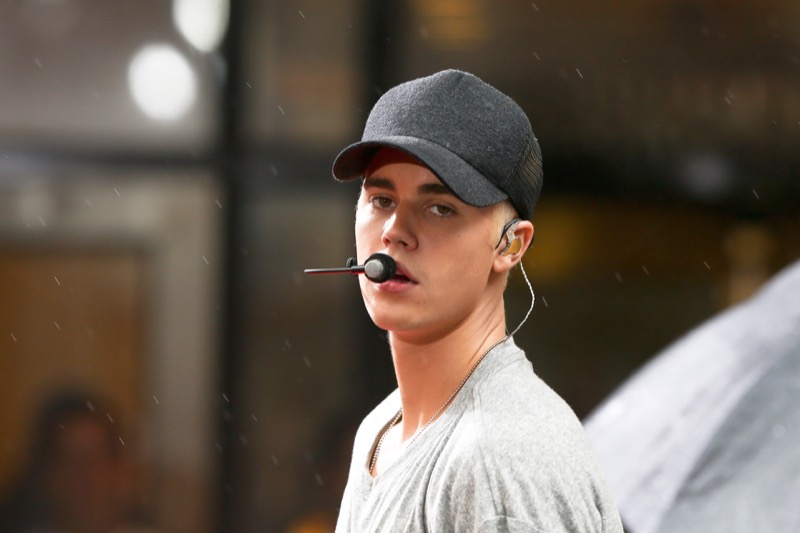 Justin Bieber Drops His Pants In Public After Hailey Baldwin Discusses Their Sex Life On Podcast