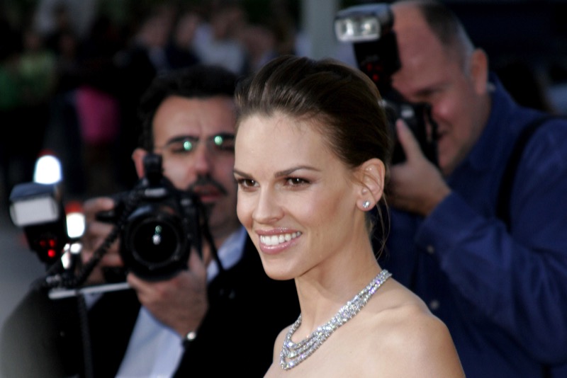 Hilary Swank Surprises Fans With Happy News: She's Pregnant With Twins!