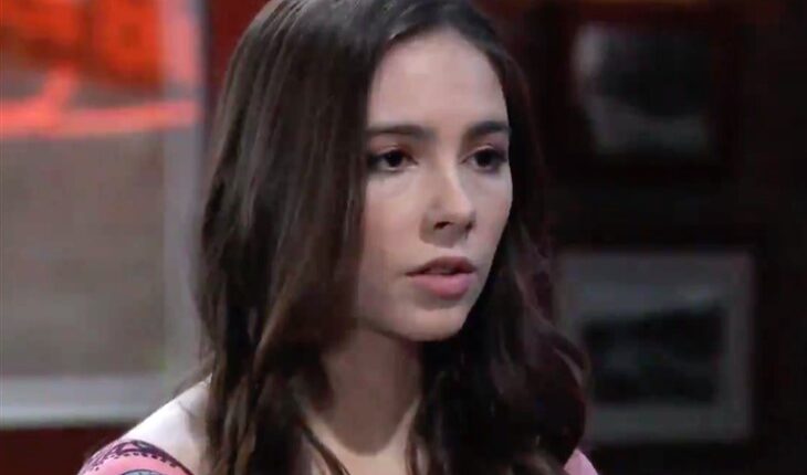 General Hospital – Molly Lansing-Davis (Haley Pullos)