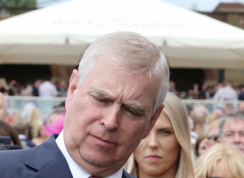 Royal Family News: Convict Ghislaine Maxwell Defends “Dear Friend” Prince Andrew, Shocking Claims