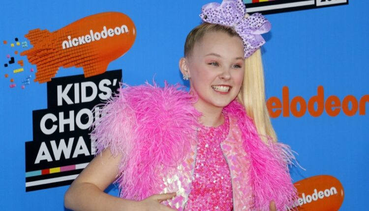 Jojo,Siwa,At,The,Nickelodeon’s,2018,Kids’,Choice,Awards,Held