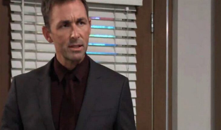 General Hospital – Valentin Cassadine (James Patrick Stuart)