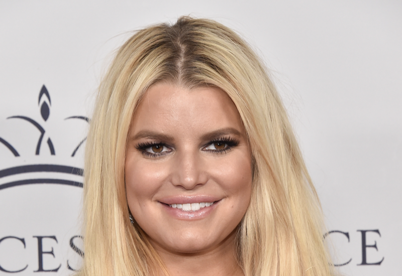 Jessica Simpson Worries Fans In Pottery Barn Ad: Here's Why!