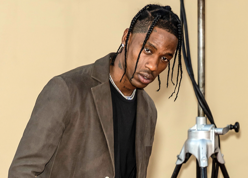 Travis Scott Ignores One-Year Astroworld Tragedy Anniversary, Posts Rare Pic With Kylie Jenner!