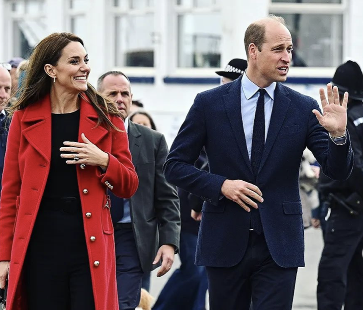 Prince William And Princess Catherine Pen Touching Messages To Fallen Soldiers On Remembrance Day