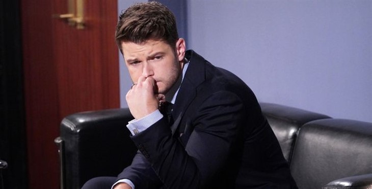 The Young And The Restless - Kyle Abbott (Michael Mealor) 