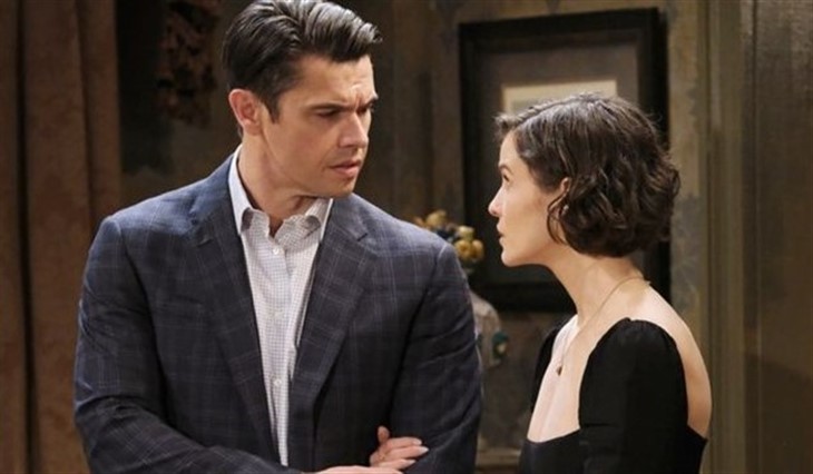 Days Of Our Lives: Sarah Horton (Linsey Godfrey) Xander Cook (Paul Telfer) 