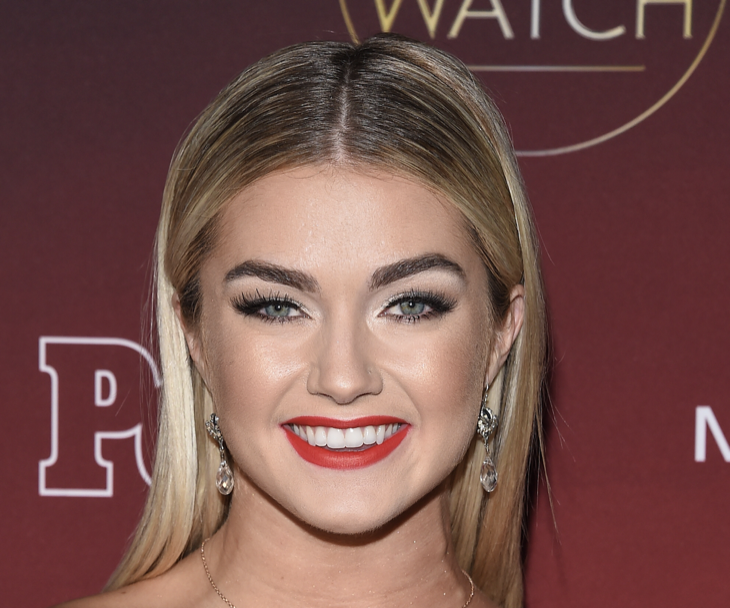 Pregnant Lindsay Arnold Says She's “Feeling So Blessed And Grateful This Year”