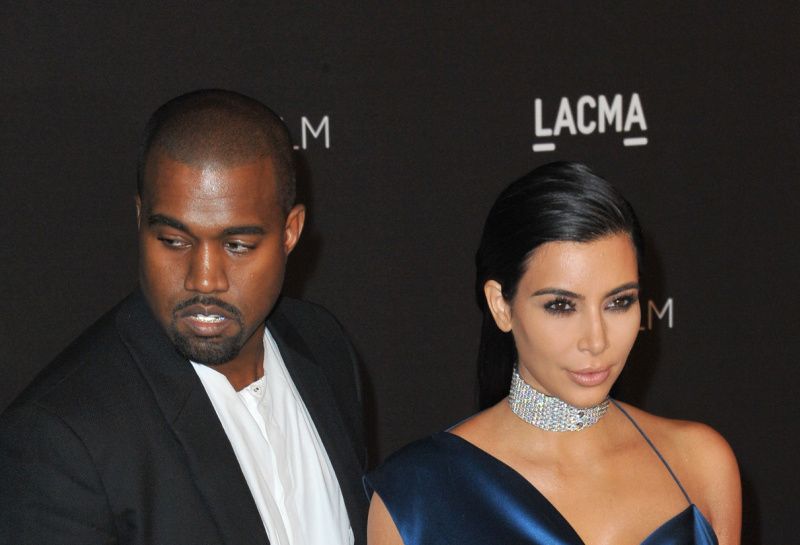 Kardashian Family Secretly Meets For Hours As Kim And Kanye Finalize Divorce