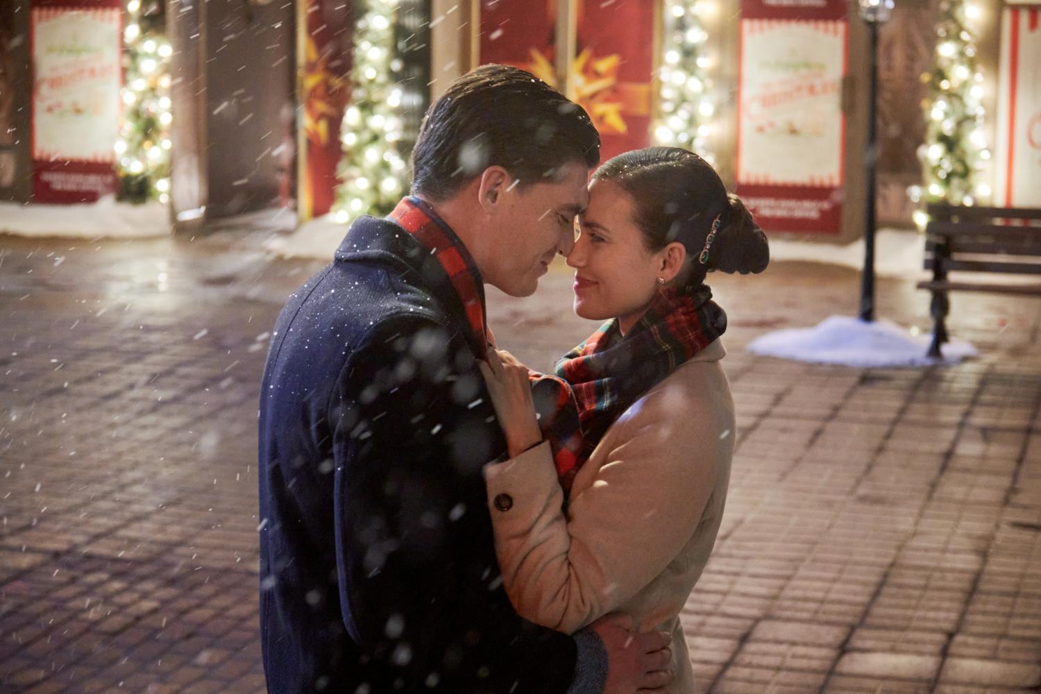 ‘Twas the Night Before Christmas on Hallmark Channel