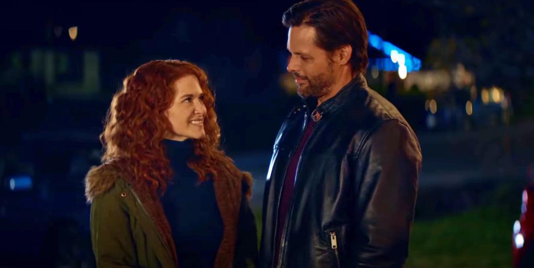 Sarah Drew and Justin Bruening star in Reindeer Games Homecoming on Lifetime