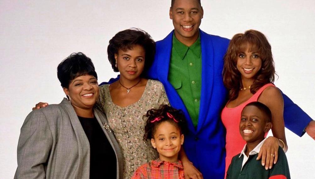 Hallmark star Holly Robinson Peete sends support to Mark Curry over racial profiling incident