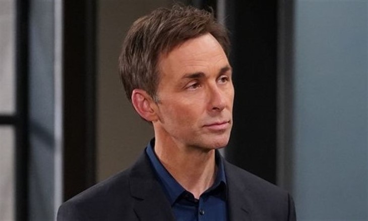 General Hospital - Valentin Cassadine (James Patrick Stuart) 