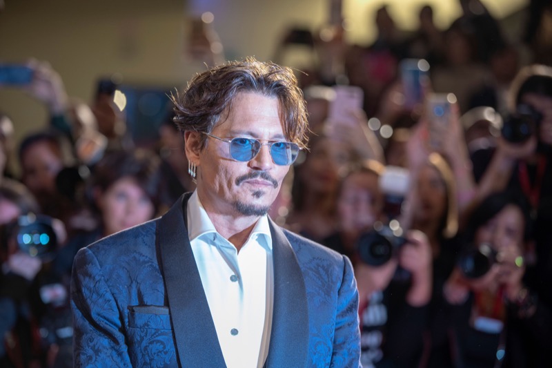 Johnny Depp Can’t Return As A-List Actor? Hollywood ‘Shuns,’ Says Insider!