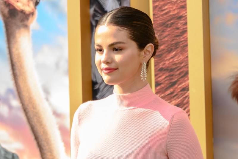 Is Selena Gomez In A Throuple?