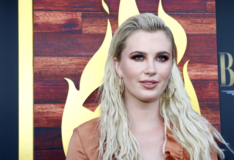 Alec Baldwin’s Daughter Ireland Baldwin Calls Her Family Members ‘Idiots’