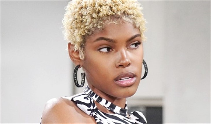 The Bold And The Beautiful:Paris Buckingham (Diamond White) 