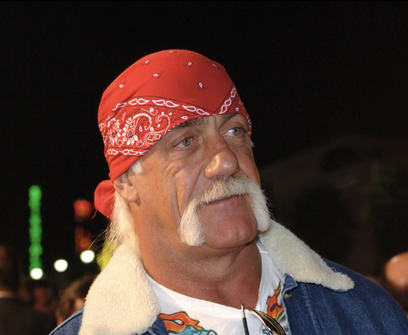 Hulk Hogan Shocks WWE Universe With His Appearance On "WWE Raw"