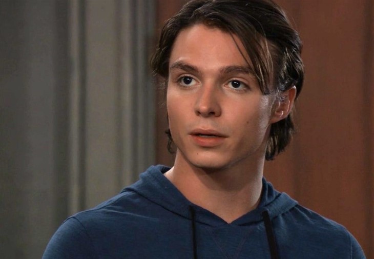 General Hospital: Spencer Cassadine (Nicholas Chavez)