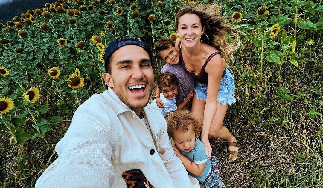 Hallmark stars Carlos PenaVega and Alexa PenaVega and their three children