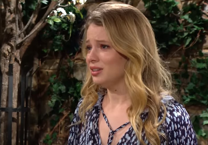 The Young And The Restless: Summer Newman Abbott (Alison Lanier)