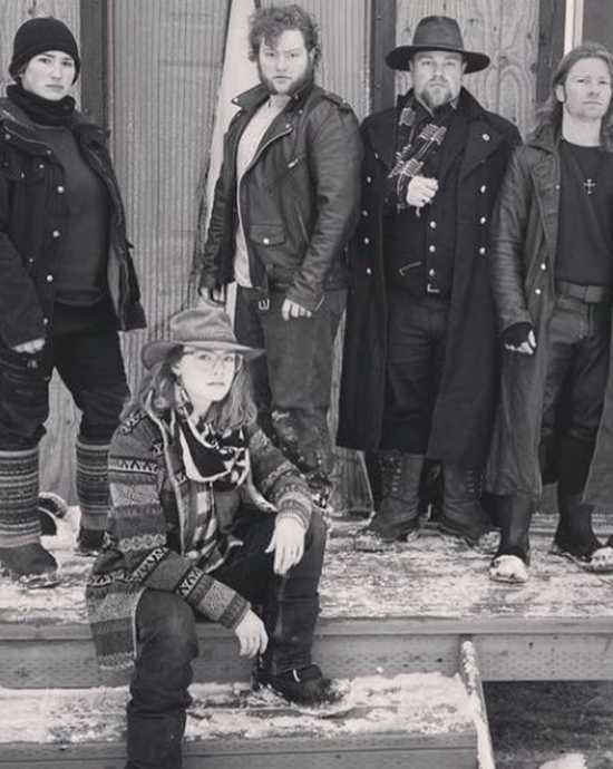 Alaskan Bush People Bird Brown Shares Stunning Photo Of The Pack