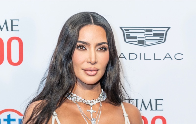 Kim Kardashian Gets Serenades From Usher During His Las Vegas Residency Show