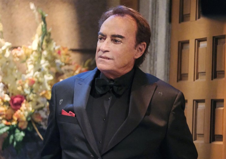 Days Of Our Lives: Andre DiMera (Thaao Penghlis) 
