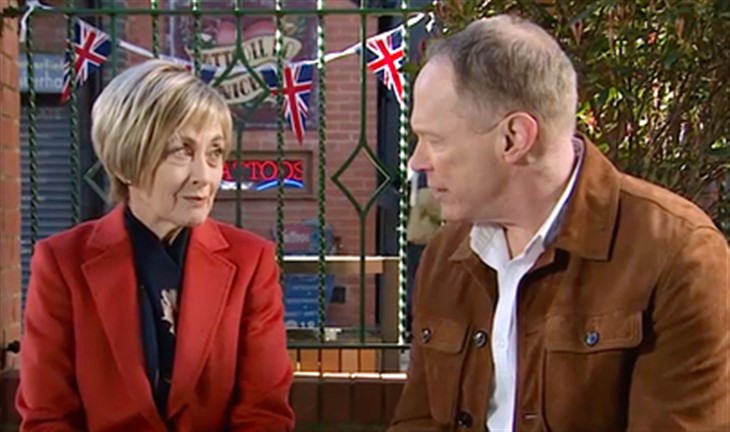 Coronation Street: Elaine Jones (Paula Wilcox) 