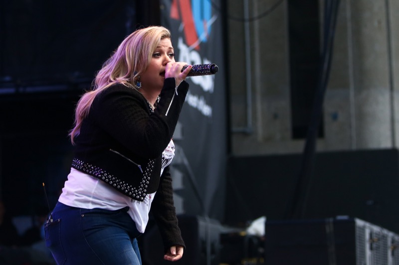 Kelly Clarkson Will Move To New York City For Her Talk Show — Here's Why