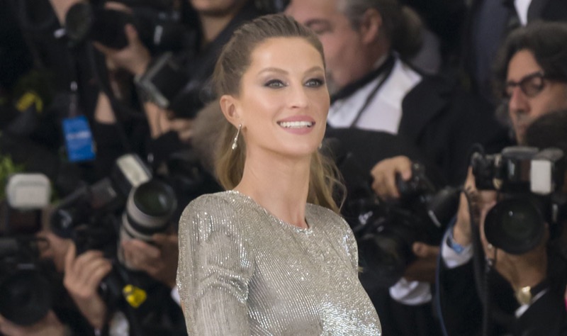 Gisele Bundchen’s New Red Carpet Partner Is Her Twin Sister Patricia