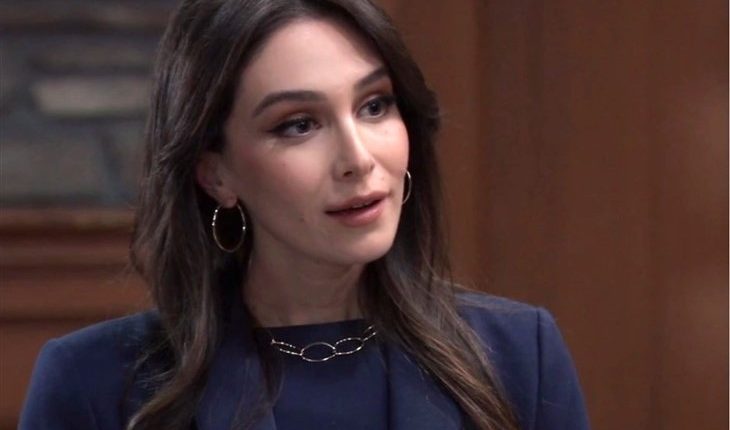 General Hospital – Molly Lansing Davis (Holiday Mia Kriegel)